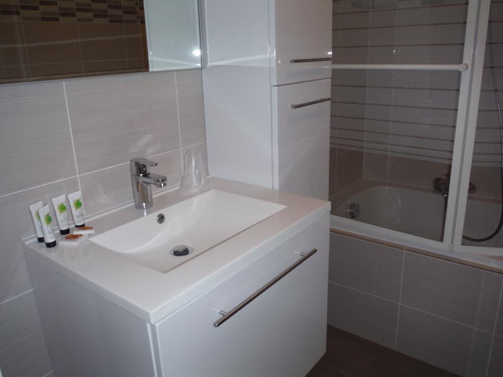 Apartments Iris Oostende Ngoại thất bức ảnh