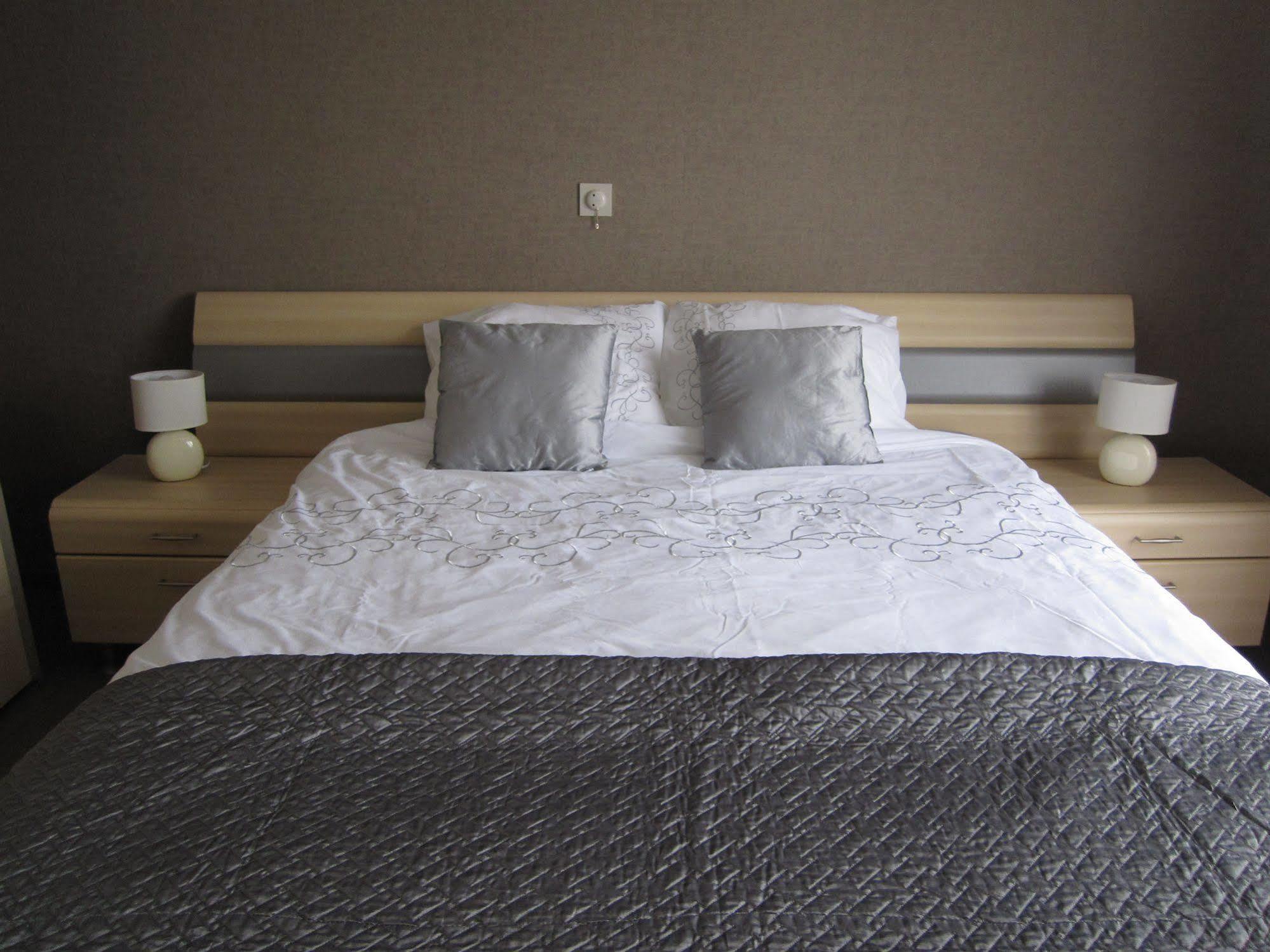 Apartments Iris Oostende Ngoại thất bức ảnh