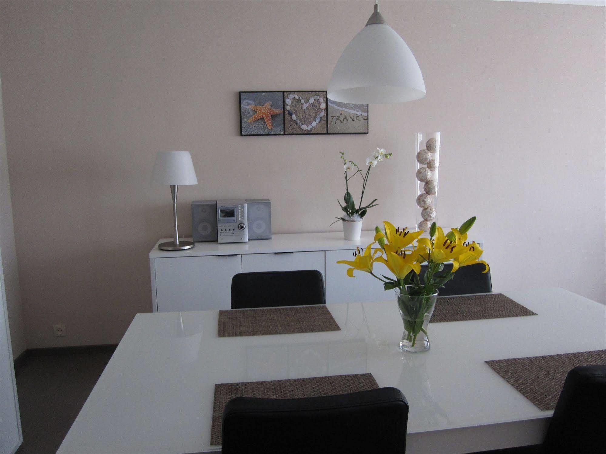 Apartments Iris Oostende Ngoại thất bức ảnh