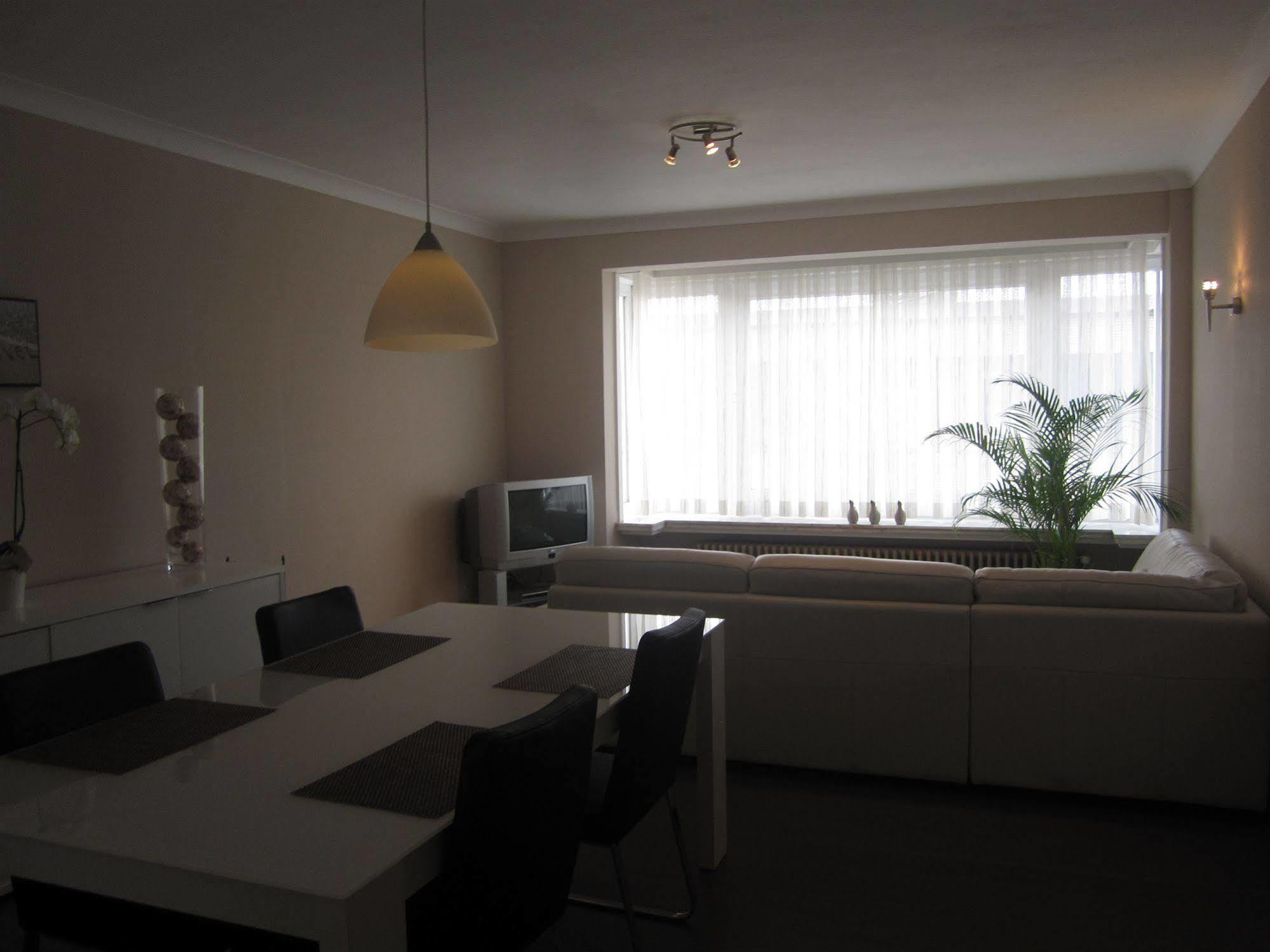 Apartments Iris Oostende Ngoại thất bức ảnh
