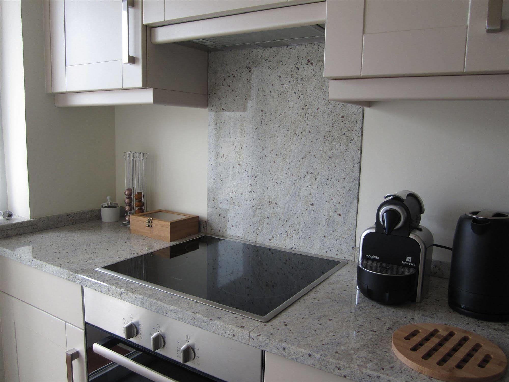 Apartments Iris Oostende Ngoại thất bức ảnh